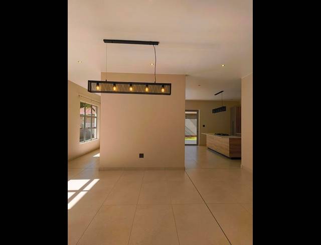 4 BEDROOM PROPERTY TO RENT IN WATERKLOOF